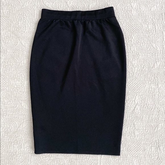 2B Bebe Black Pencil Skirt - Picture 2 of 4